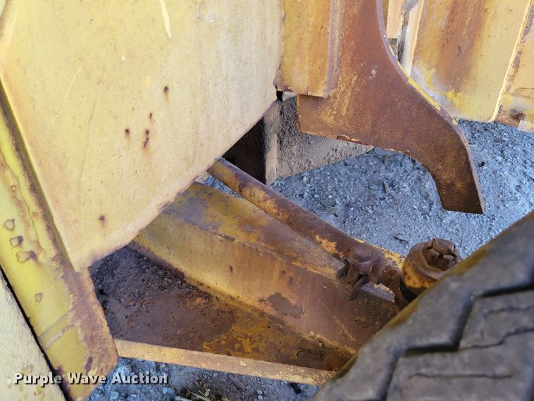 image for item DM2384 Yardlift CHY160B  forklift