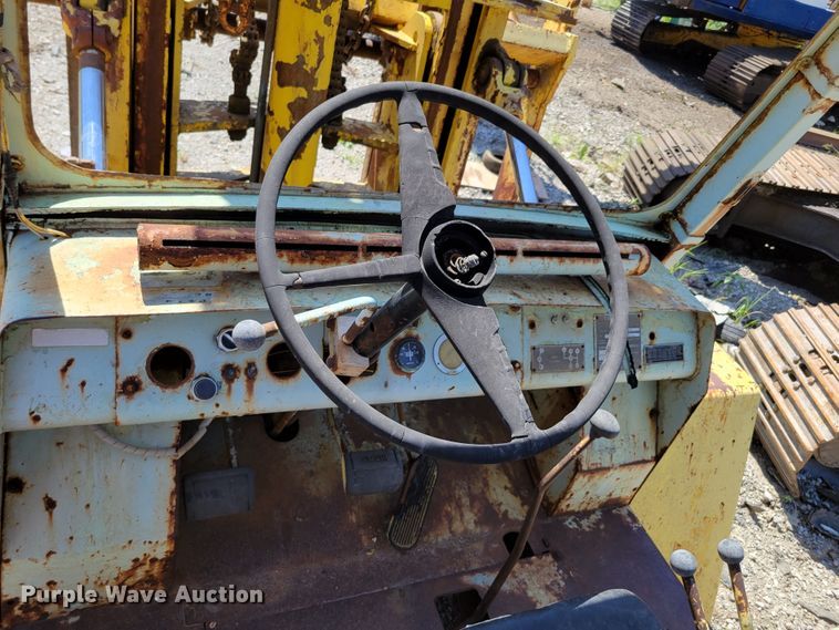 image for item DM2384 Yardlift CHY160B  forklift