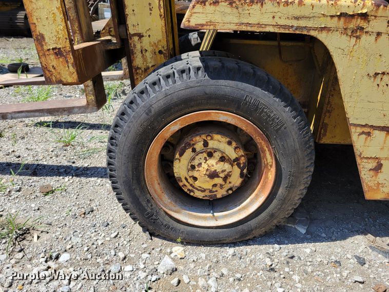 image for item DM2384 Yardlift CHY160B  forklift