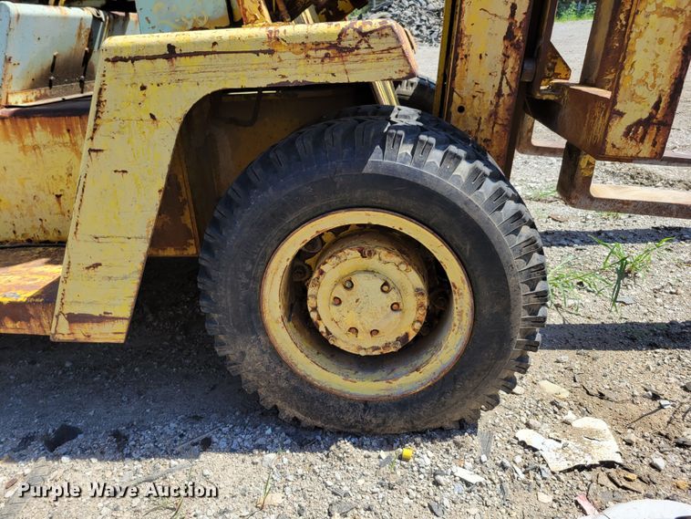 image for item DM2384 Yardlift CHY160B  forklift