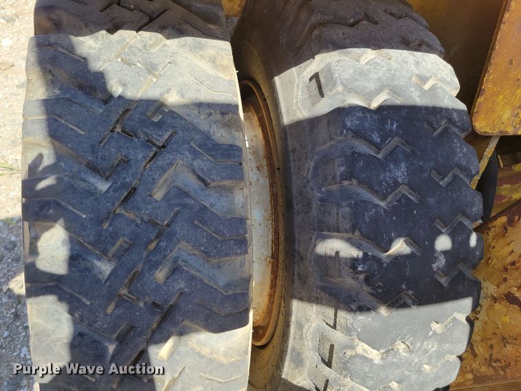 image for item DM2384 Yardlift CHY160B  forklift