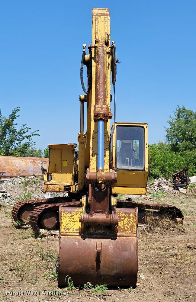 image for item DM2386 1990 Caterpillar E240  excavator