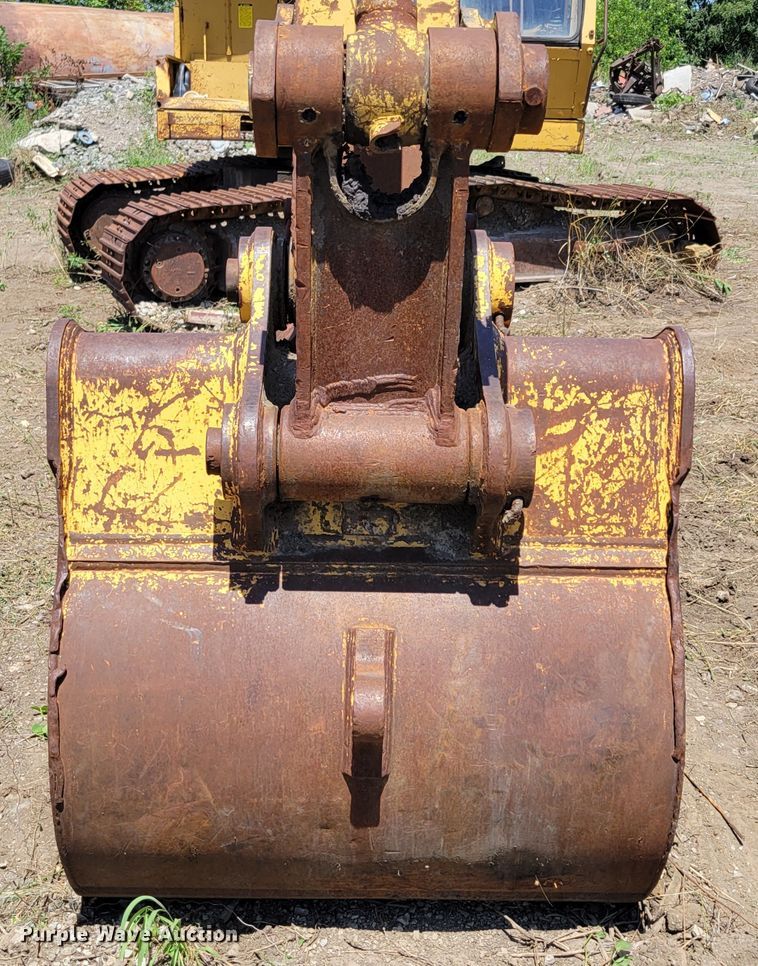 image for item DM2386 1990 Caterpillar E240  excavator