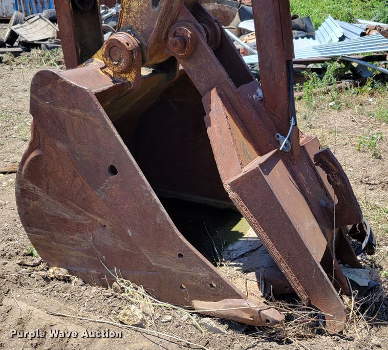 image for item DM2386 1990 Caterpillar E240  excavator