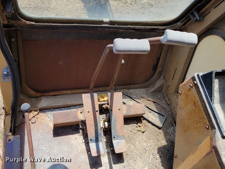 image for item DM2386 1990 Caterpillar E240  excavator