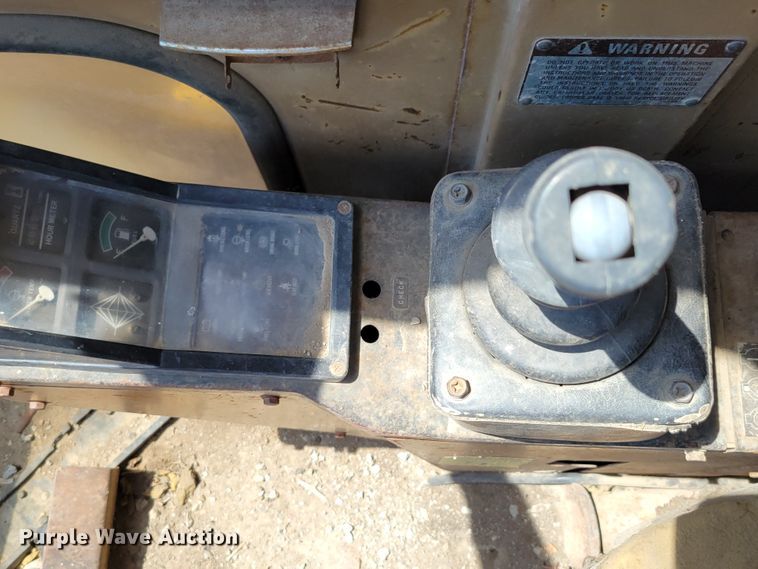 image for item DM2386 1990 Caterpillar E240  excavator