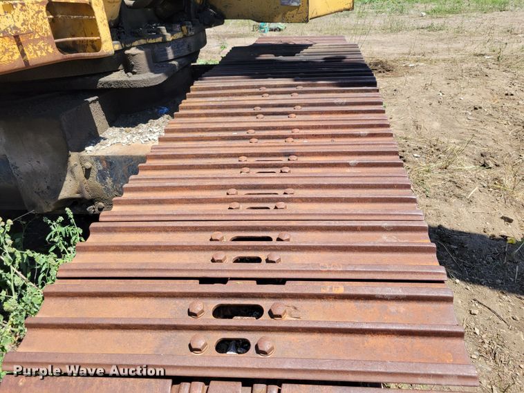 image for item DM2386 1990 Caterpillar E240  excavator