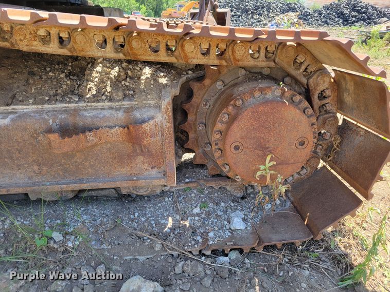 image for item DM2386 1990 Caterpillar E240  excavator