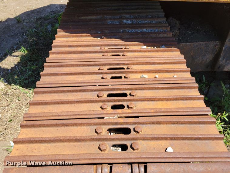 image for item DM2386 1990 Caterpillar E240  excavator