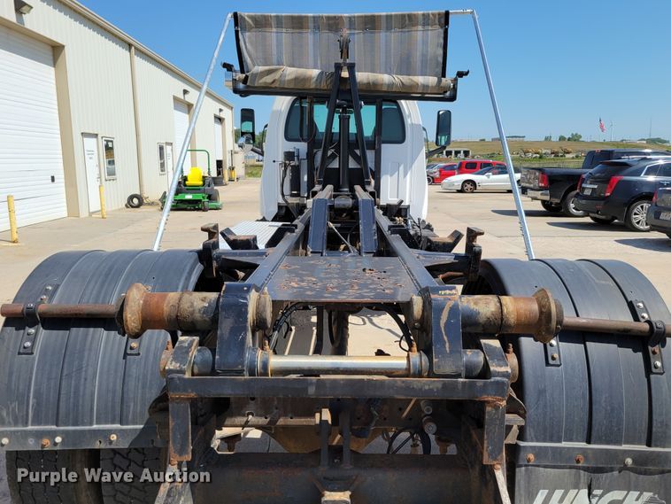 image for item DM2399 2005 GMC C6500  hook lift truck