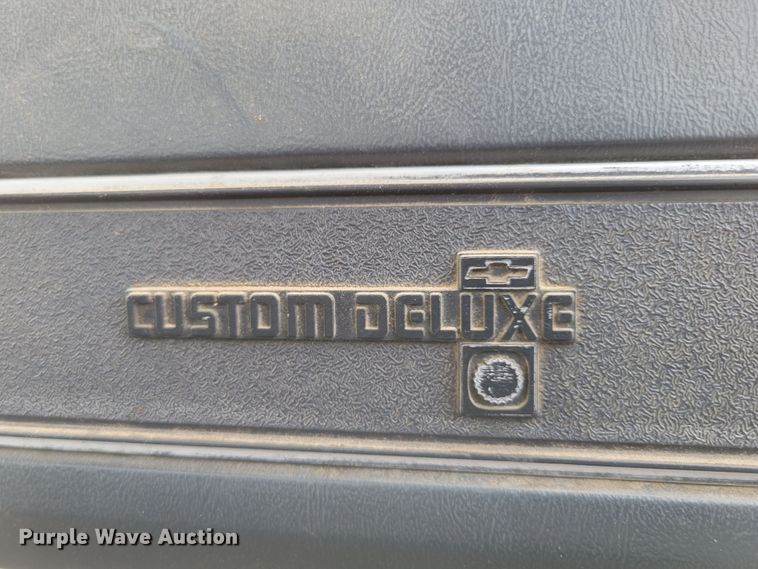 image for item DM2427 1987 Chevrolet C6500  bucket truck