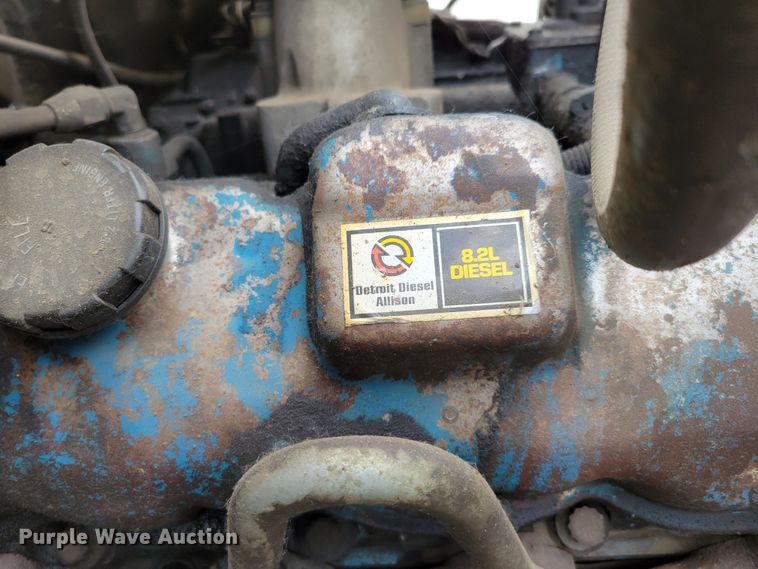 image for item DM2427 1987 Chevrolet C6500  bucket truck