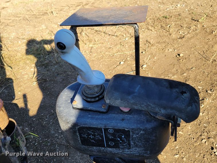 image for item DM2428 2009 Ditch Witch JT2020 Mach 1  directional boring unit