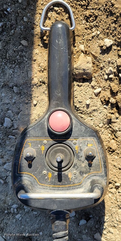 image for item DM2428 2009 Ditch Witch JT2020 Mach 1  directional boring unit