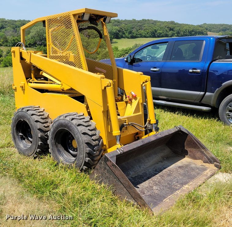image for item DM2448 Hydra-mac 20C  skid steer loader