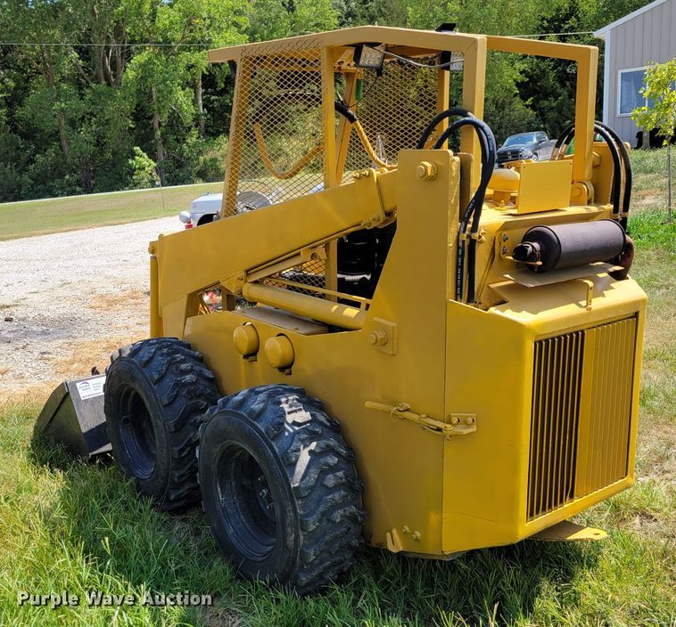 image for item DM2448 Hydra-mac 20C  skid steer loader