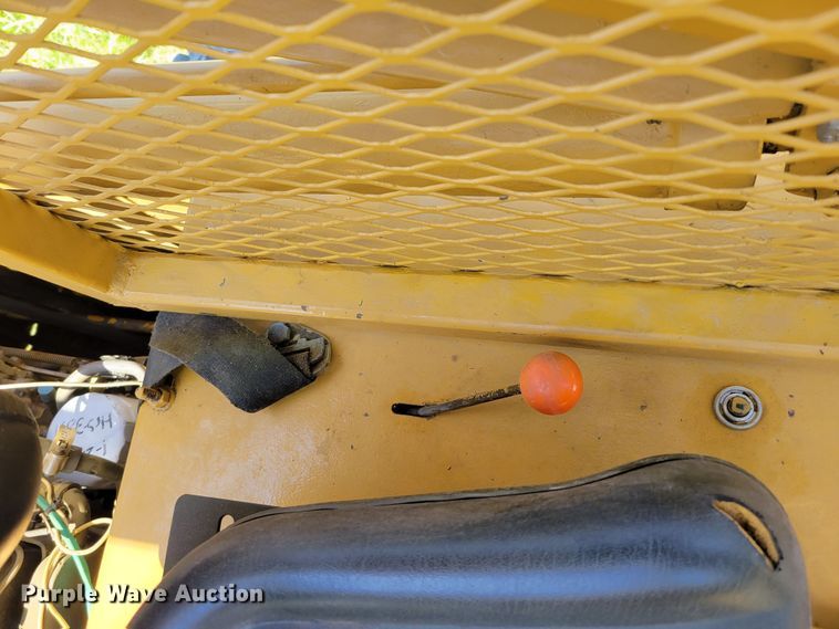 image for item DM2448 Hydra-mac 20C  skid steer loader