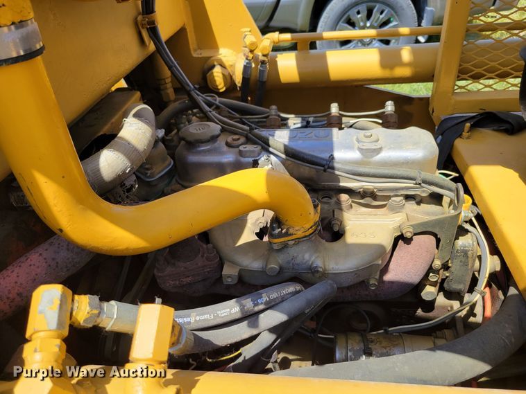 image for item DM2448 Hydra-mac 20C  skid steer loader