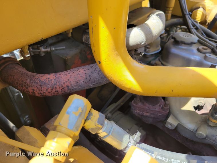 image for item DM2448 Hydra-mac 20C  skid steer loader