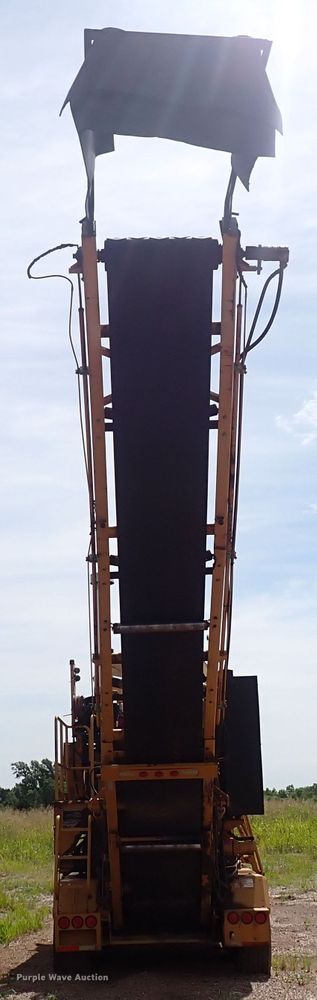 image for item DN0478 2005 Vermeer HG6000  horizontal grinder