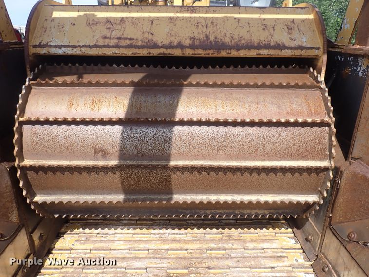 image for item DN0478 2005 Vermeer HG6000  horizontal grinder