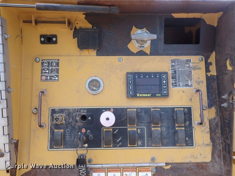 image for item DN0478 2005 Vermeer HG6000  horizontal grinder