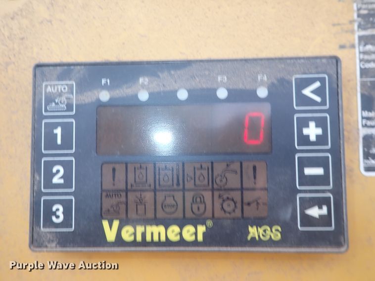 image for item DN0478 2005 Vermeer HG6000  horizontal grinder
