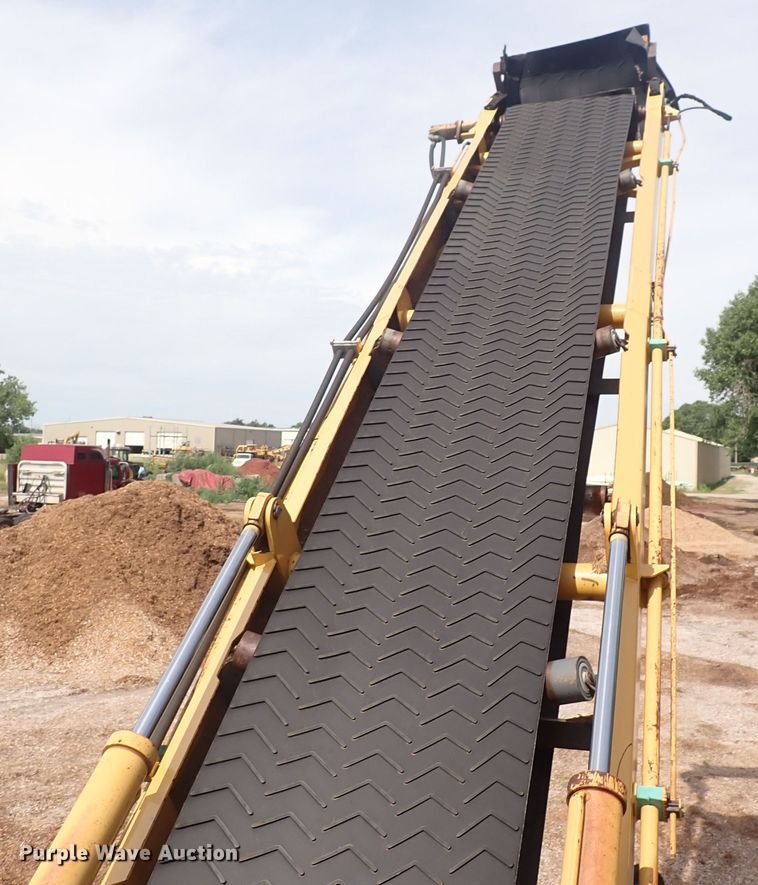 image for item DN0478 2005 Vermeer HG6000  horizontal grinder