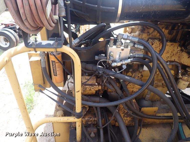 image for item DN0478 2005 Vermeer HG6000  horizontal grinder