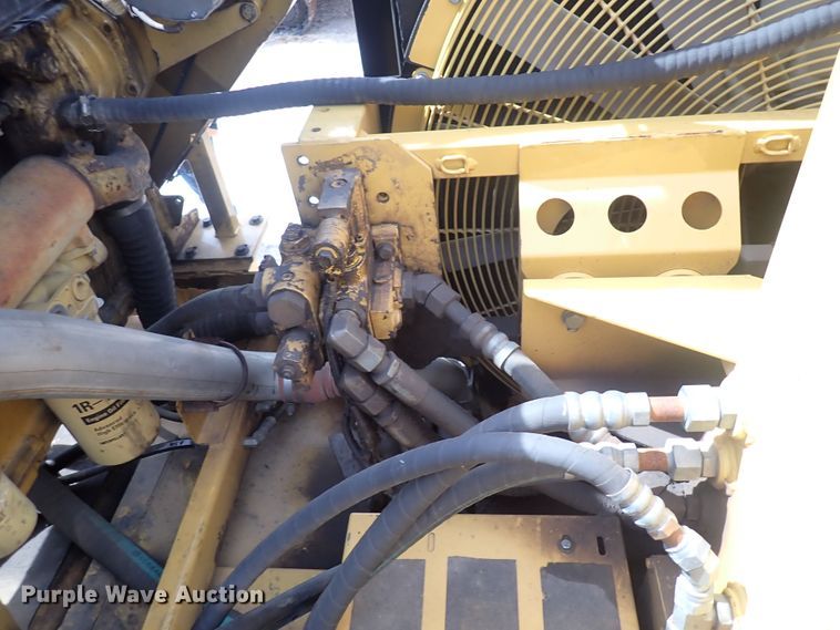 image for item DN0478 2005 Vermeer HG6000  horizontal grinder