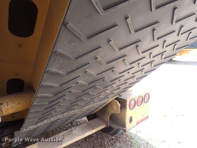 image for item DN0478 2005 Vermeer HG6000  horizontal grinder