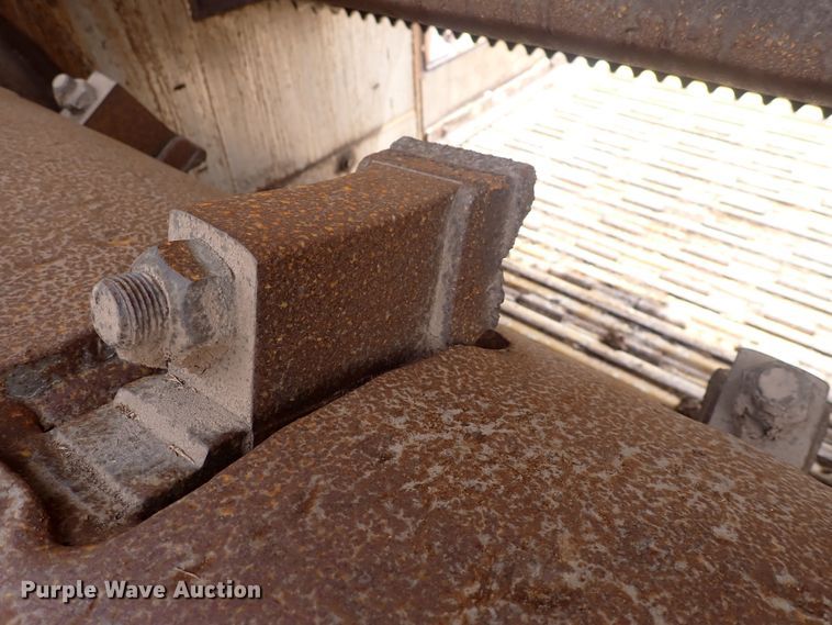 image for item DN0478 2005 Vermeer HG6000  horizontal grinder