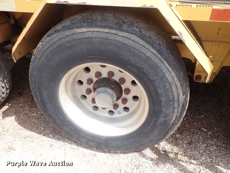 image for item DN0478 2005 Vermeer HG6000  horizontal grinder