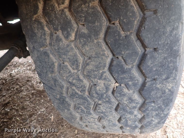 image for item DN0478 2005 Vermeer HG6000  horizontal grinder