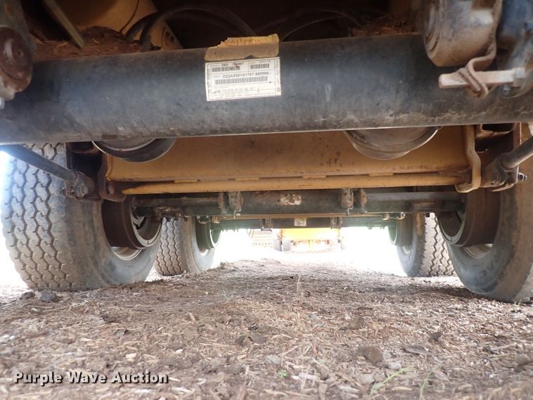 image for item DN0478 2005 Vermeer HG6000  horizontal grinder