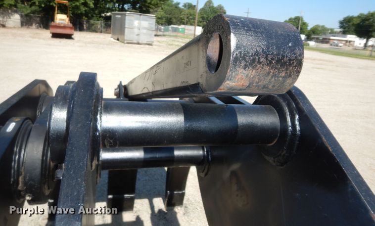 image for item DN1651 2011  Stanley LaBounty HDR50QC grapple