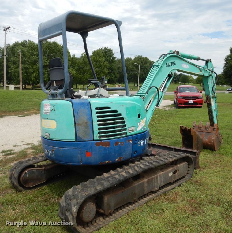 image for item DN1666 2005 IHI 35NX  mini excavator