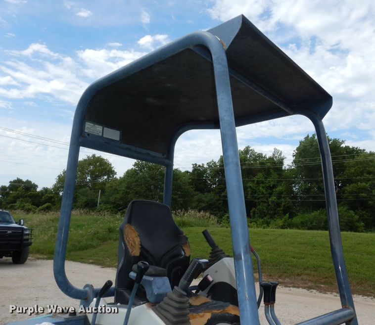 image for item DN1666 2005 IHI 35NX  mini excavator