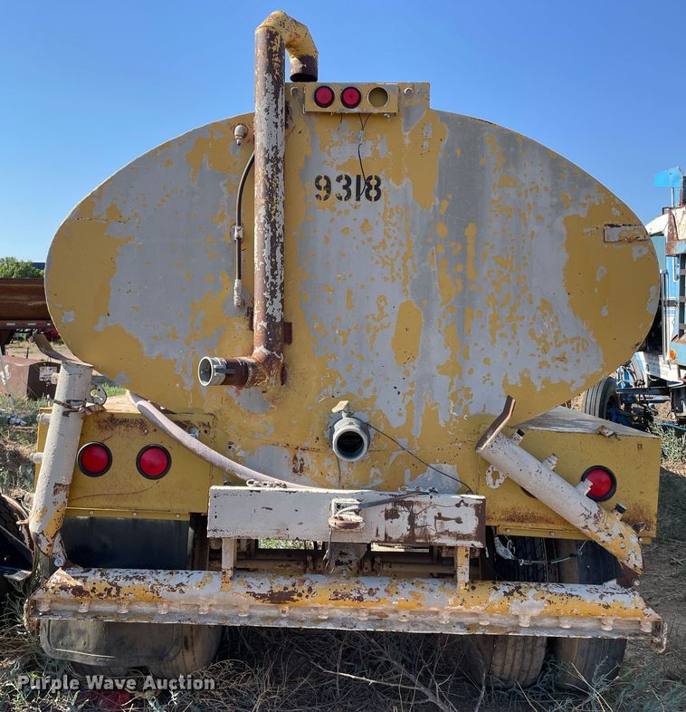 image for item DN5020 1998 Shop built  tank trailer