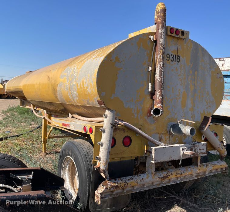 image for item DN5020 1998 Shop built  tank trailer