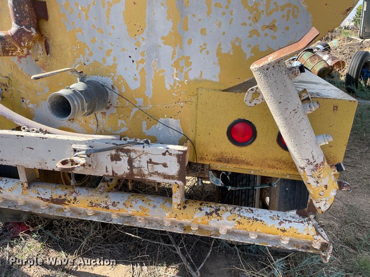 image for item DN5020 1998 Shop built  tank trailer