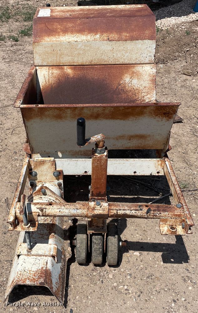 image for item DN5023 Miller MC550  curb machine