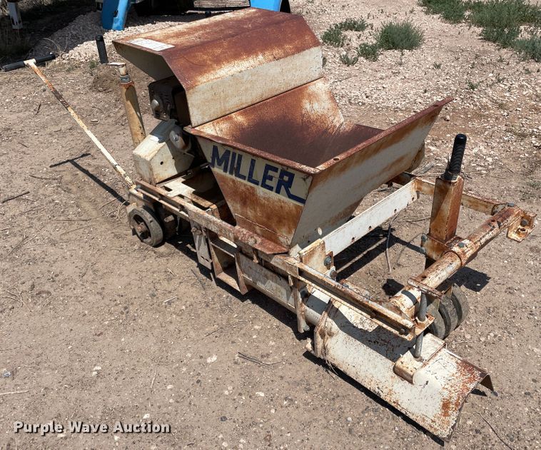 image for item DN5023 Miller MC550  curb machine