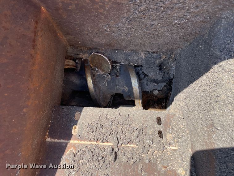 image for item DN5023 Miller MC550  curb machine