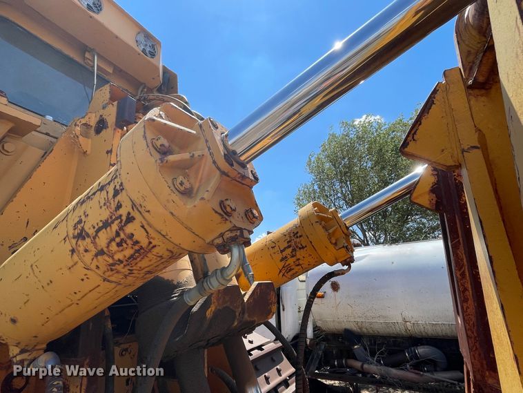 image for item DN5029 1982 Fiat-Allis FD40  dozer