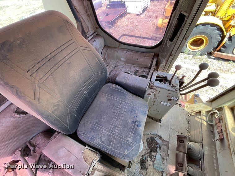 image for item DN5029 1982 Fiat-Allis FD40  dozer