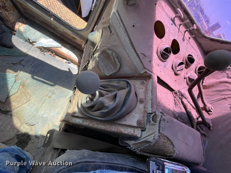 image for item DN5029 1982 Fiat-Allis FD40  dozer