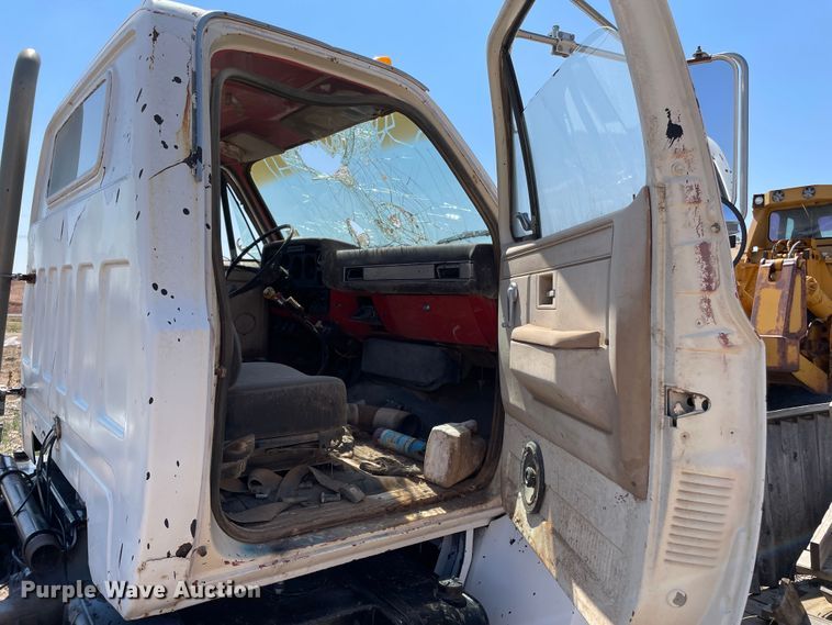 image for item DN5032 1984 Chevrolet Kodiak C70  water truck