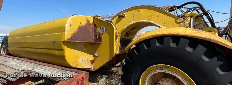 image for item DN5033 1964 Caterpillar DW20  water wagon