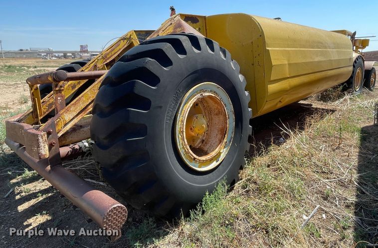 image for item DN5033 1964 Caterpillar DW20  water wagon